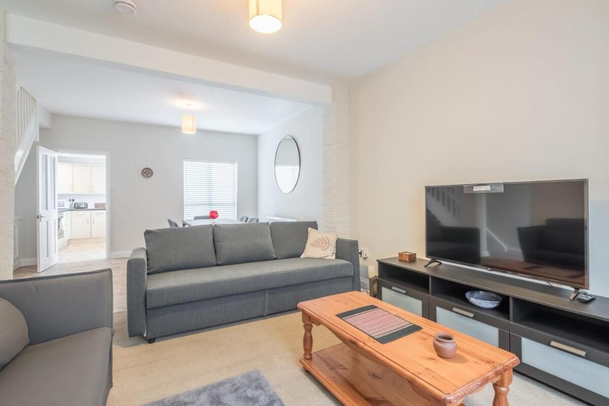 Superb Central 2 Bed Home كامبريدج المظهر الخارجي الصورة